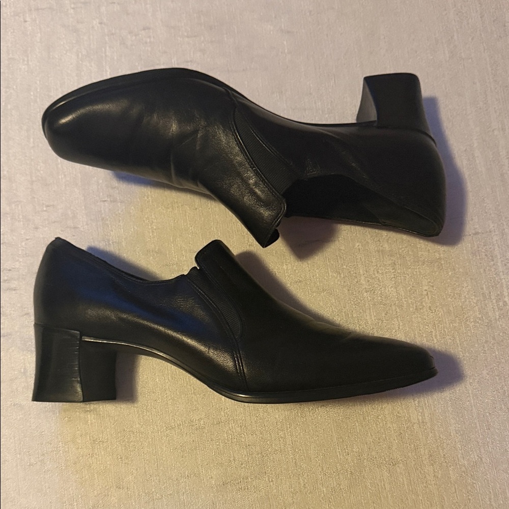 Munro American Black Slip-On Leather Loafer Pumps Women’s Dress Shoes Size 9 - Picture 5 of 12